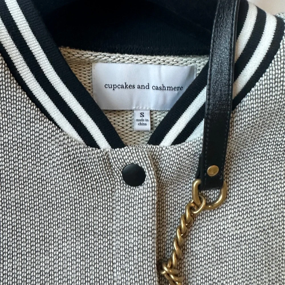 Bomber Jacket - Picture 2 of 4